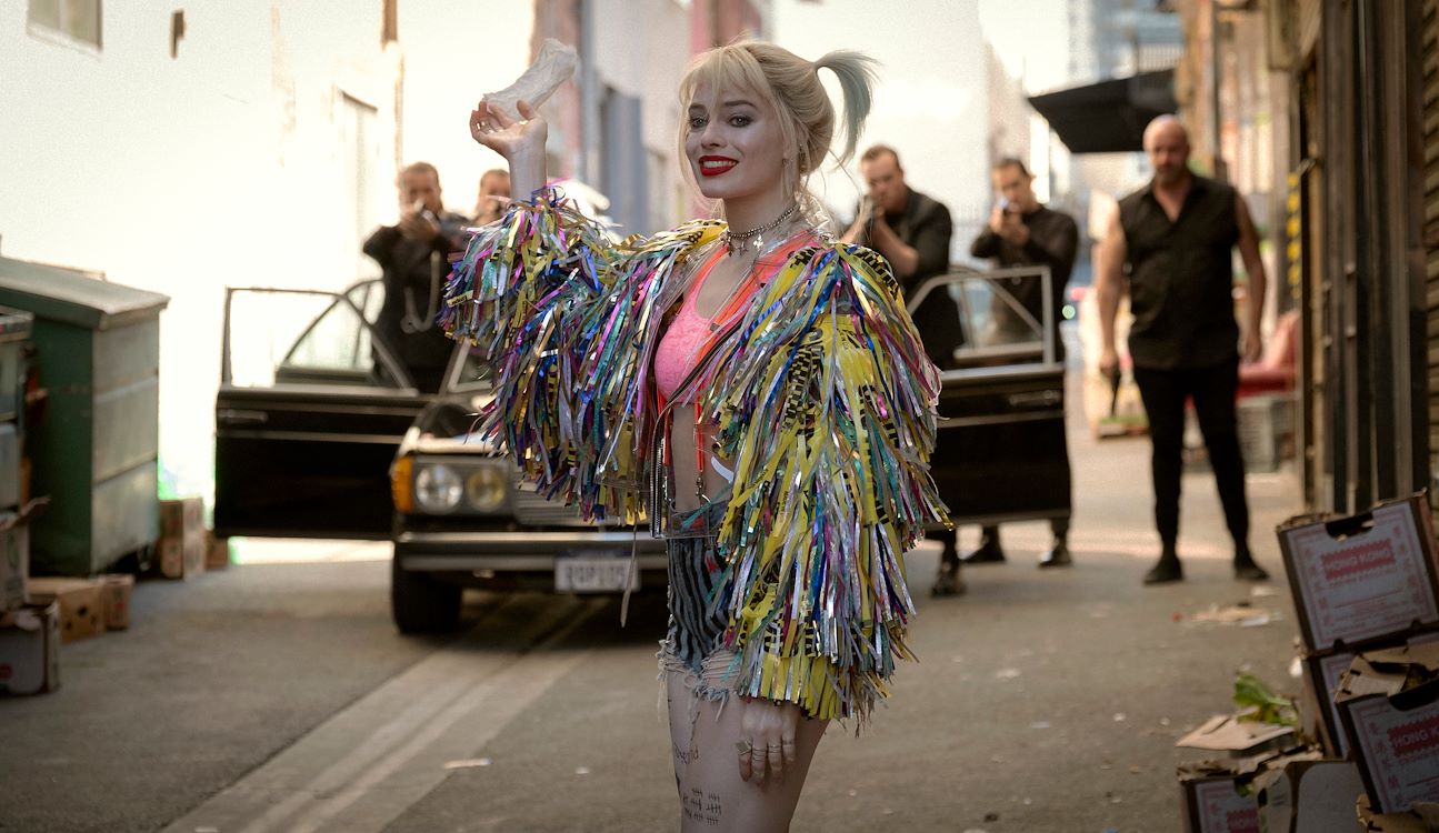 Birds-of-Prey-And-the-Fantabulous-Emancipation-Of-One-Harley-Quinn- st 10 jpg sd-low Copyright-2019-WARNER-BROS-ENTERTAINMENT-INC-Photo-Credit-JAKE-GILES-NETTER